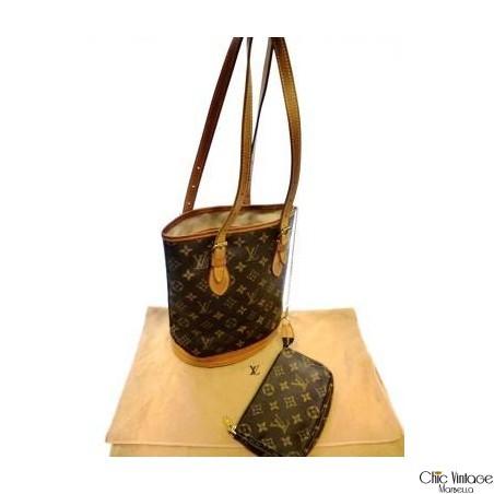 LOUIS VUITTON Petit Bucket