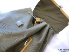 'LOUIS VUITTON ' 'LOUIS VUITTON '