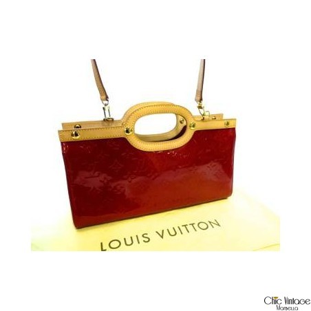 'LOUIS VUITTON'