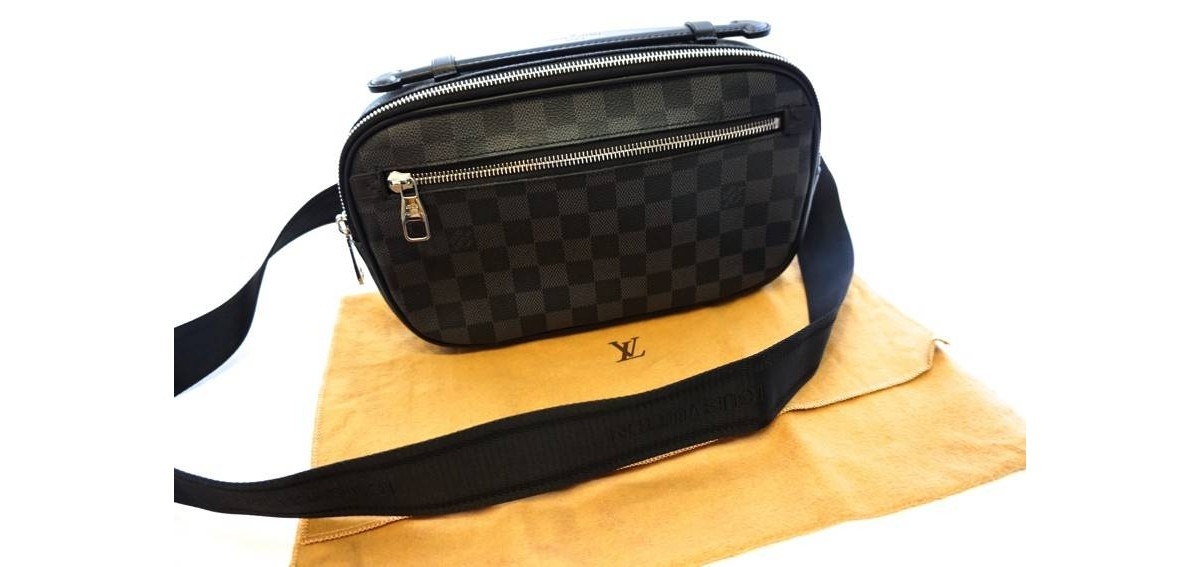 Bolso LOUIS VUITTON, Ambler Graphite