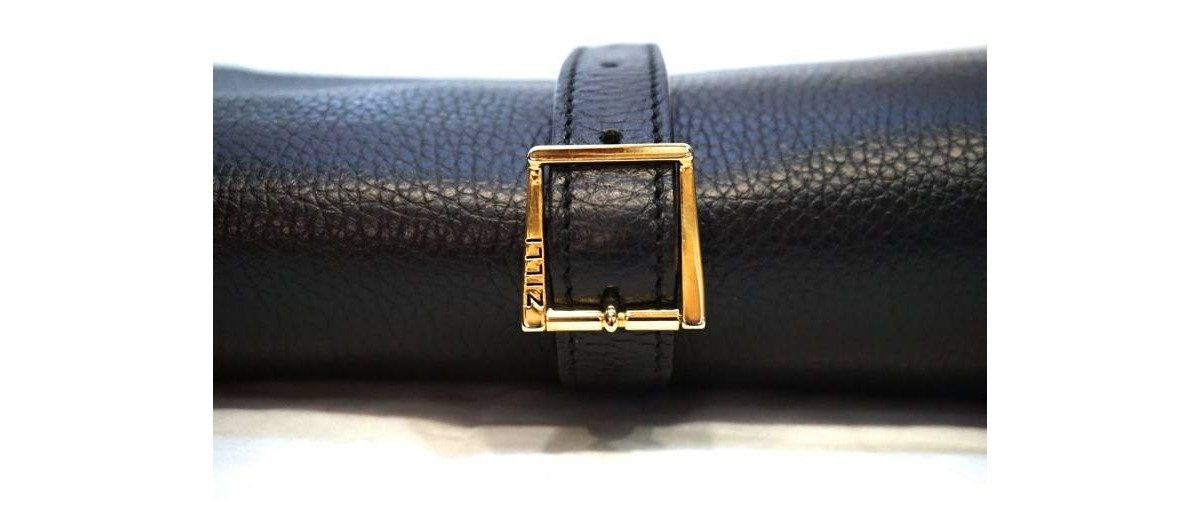 Bolsa de Aseo Cuero ZILLI 