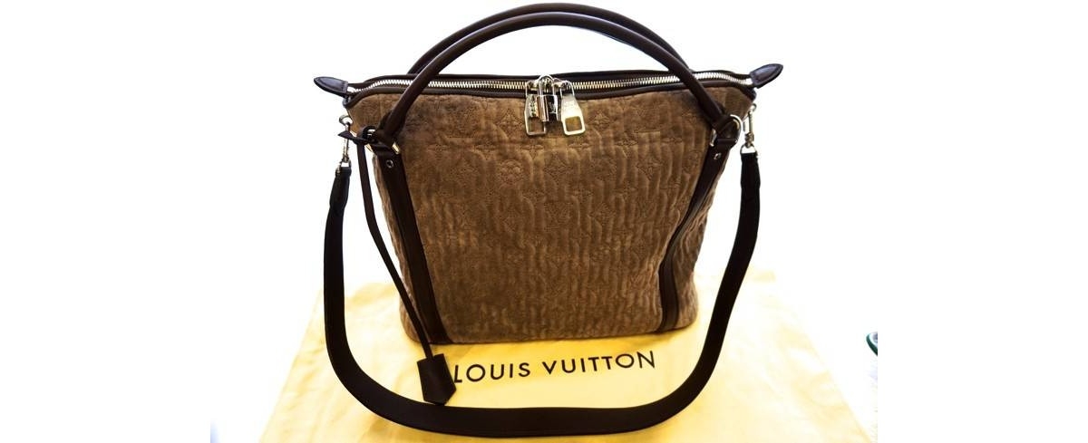 Bolso LOUIS VUITTON, ATHEIA IXIA
