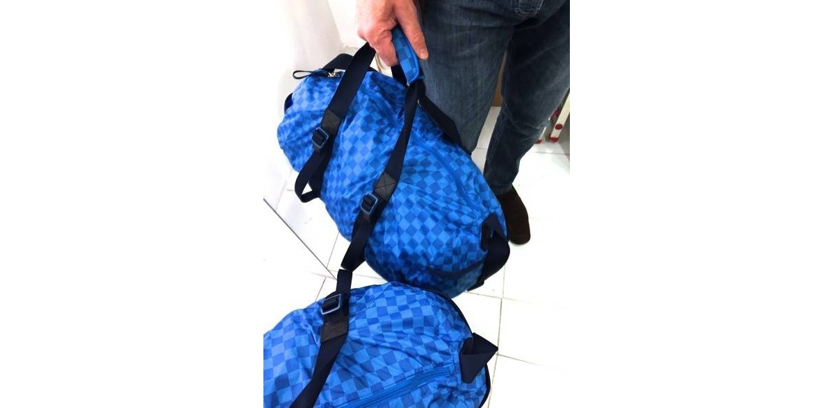 Bolsa de deporte LOUIS VUITTON, Damier Bolsa de deporte LOUIS VUITTON, Damier