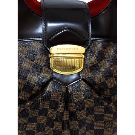 Bolso LOUIS VUITTON modelo SISTINA GM 