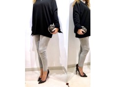 Clutch LOUBOUTIN Modelo Spike Clutch LOUBOUTIN Modelo Spike