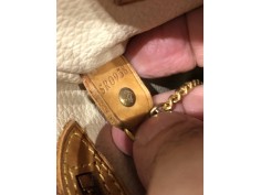Bolso LOUIS VUITTON Modelo Buckett Bolso LOUIS VUITTON Modelo Buckett