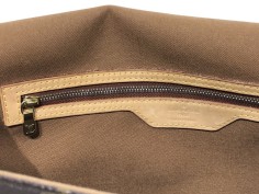 Messenger LOUIS VUITTON  Abesse