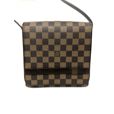 Bolso hombro LOUIS VUITTON modelo TRIBECA CARRÉ PM