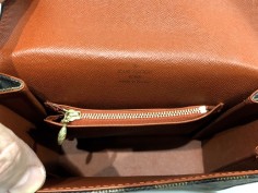 Bolso hombro LOUIS VUITTON modelo TRIBECA CARRÉ PM Bolso hombro LOUIS VUITTON modelo TRIBECA CARRÉ PM