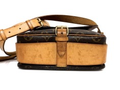 Bolso LOUIS VUITTON Mod. Cartouchiere
