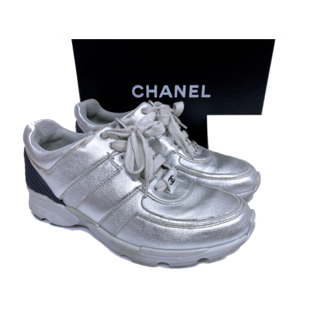 Zapatillas CHANEL Cuero Plateado