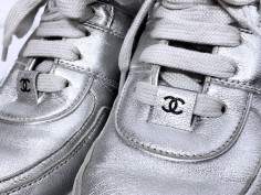 Zapatillas CHANEL Cuero Plateado Zapatillas CHANEL Cuero Plateado