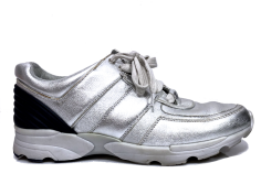 Zapatillas CHANEL Cuero Plateado Zapatillas CHANEL Cuero Plateado
