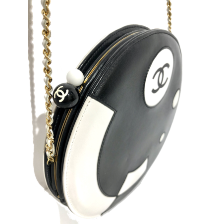 Bolso Redondo Vintage CHANEL Black & White