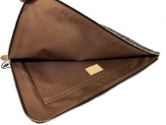 Funda LOUIS VUITTON ETUI VOYAGE MM