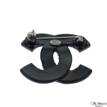 Broche CHANEL CC