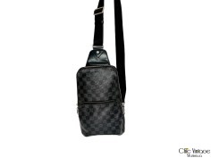 Bolso LOUIS VUITTON Avenue
